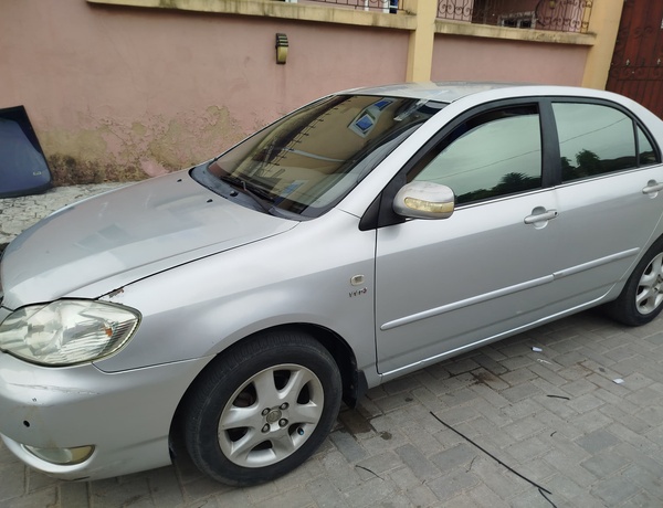 Foreign Used Toyota Corolla 2005 In Ago,Lagos