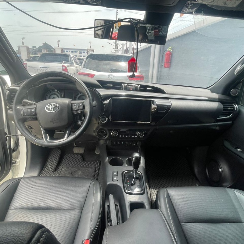 Foreign Used Toyota Hilux 2021 Diesel Engine image