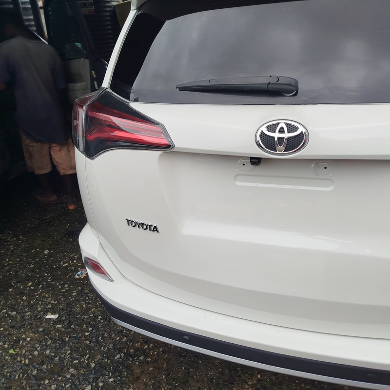 Toyota RAV 4 2015 (White) In Lagos image