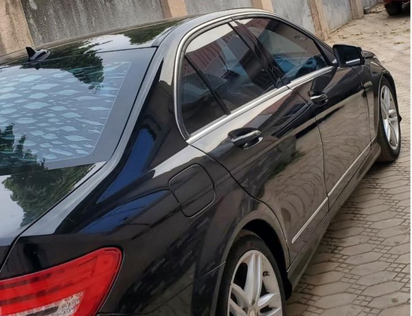 Mercedes Benz C300 In Karu,Abuja