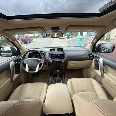 Good deal. Extremely Clean 2016 Toyota Prado
