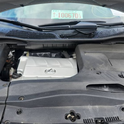 FOREIGN USED LEXUS RX350 2010 IN LAGOS