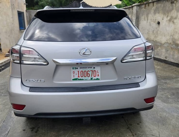 FOREIGN USED LEXUS RX350 2010 IN LAGOS