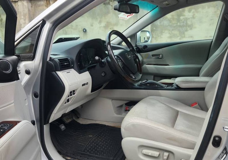 FOREIGN USED LEXUS RX350 2010 IN LAGOS image