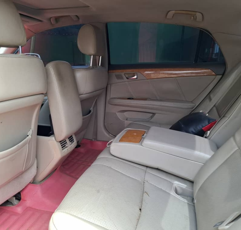 Toyota Avalon 2006 In Lagos image