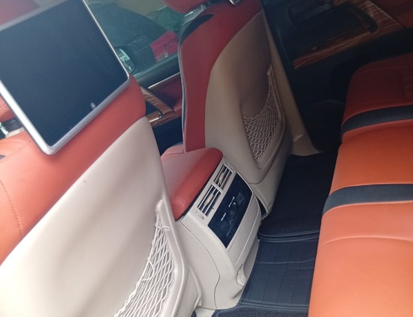 Toyota Land Cruiser 2012 in Isolo,Lagos,
