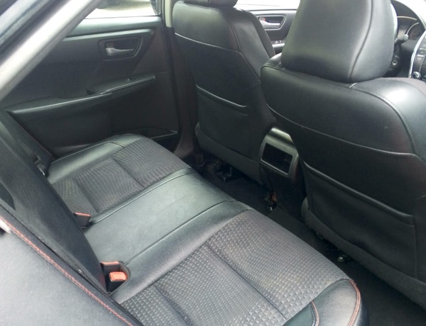 Tokunbo 2016 Toyota Camry Sport Up 4Grabs