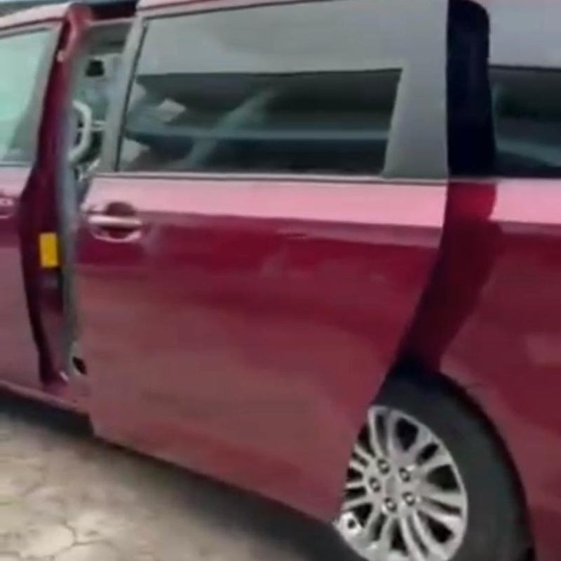 Foreign Used Toyota Sienna XLE 2012 IN EBGEDA image