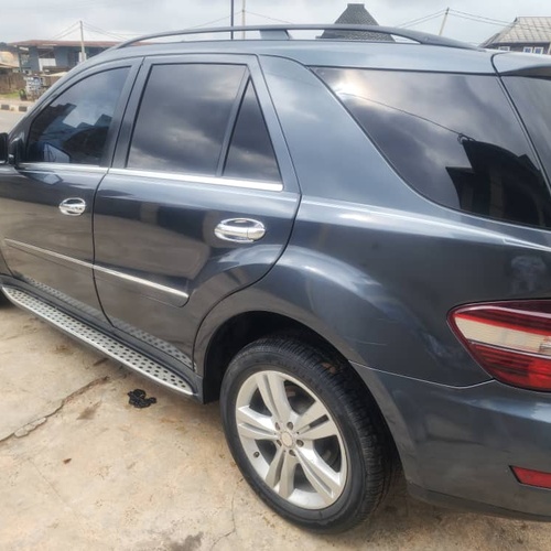 FOREIGN USED BENZ ML350 2012 IN IBADAN