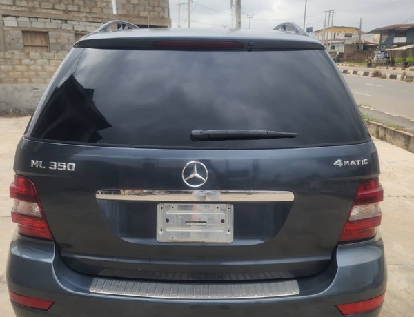 FOREIGN USED BENZ ML350 2012 IN IBADAN