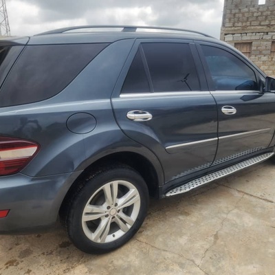 FOREIGN USED BENZ ML350 2012 IN IBADAN