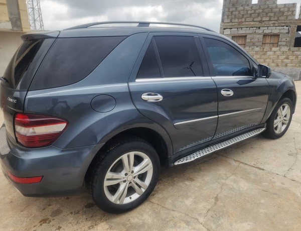 FOREIGN USED BENZ ML350 2012 IN IBADAN