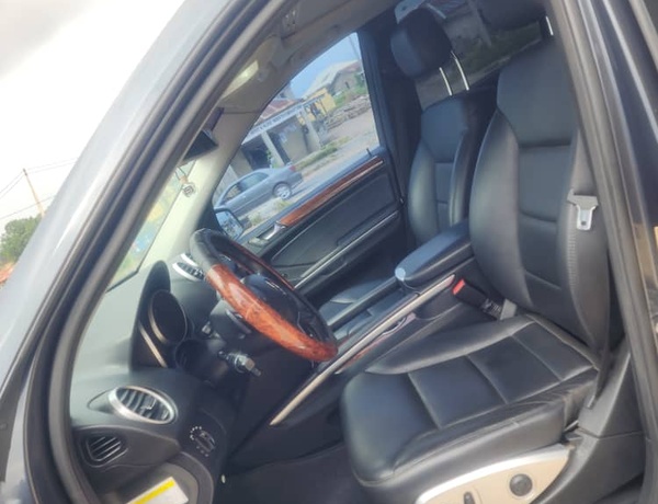 FOREIGN USED BENZ ML350 2012 IN IBADAN
