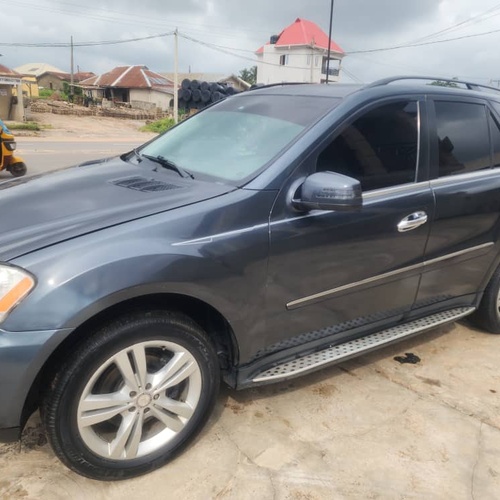 FOREIGN USED BENZ ML350 2012 IN IBADAN