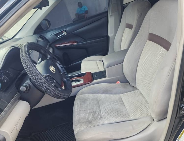 Toyota Camry LE 2012 model In Ibadan