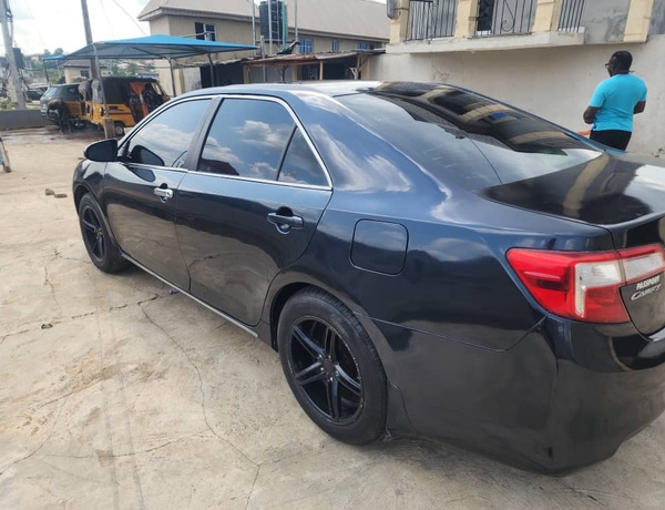 Toyota Camry LE 2012 model In Ibadan