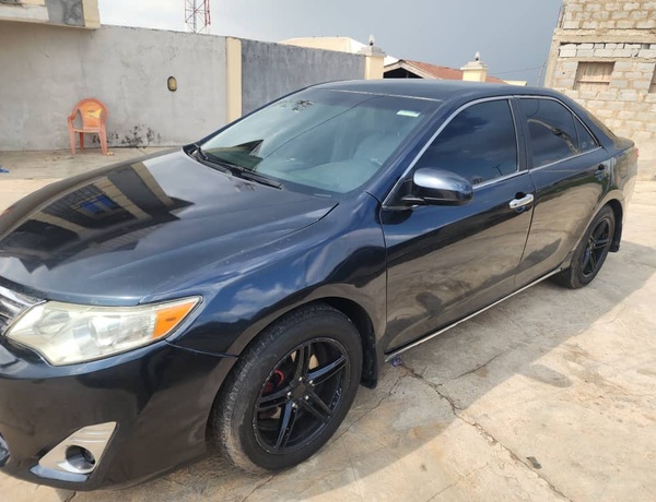 Toyota Camry LE 2012 model In Ibadan