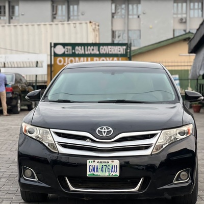 2013 Toyota Venza Thumb start In Lekki Lagos