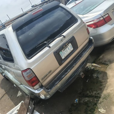 Toyota 4Runner 2000 up for sale In Ajah