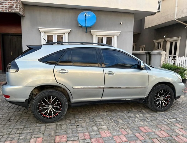 Lexus Rx330 2005 In Lekki,Lagos