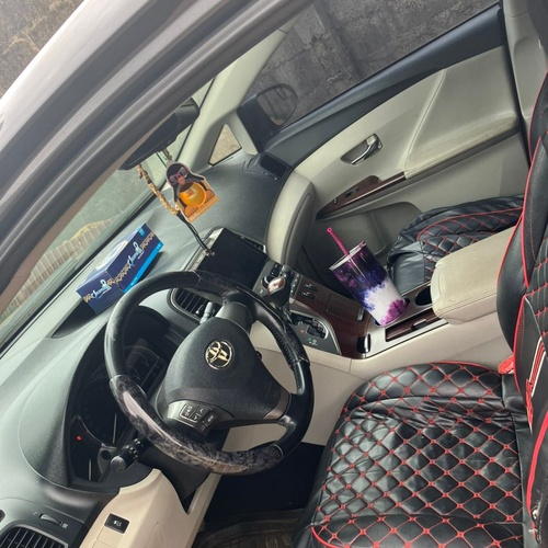 Neatly used 2013 Toyota Venza for Sale In Lagos