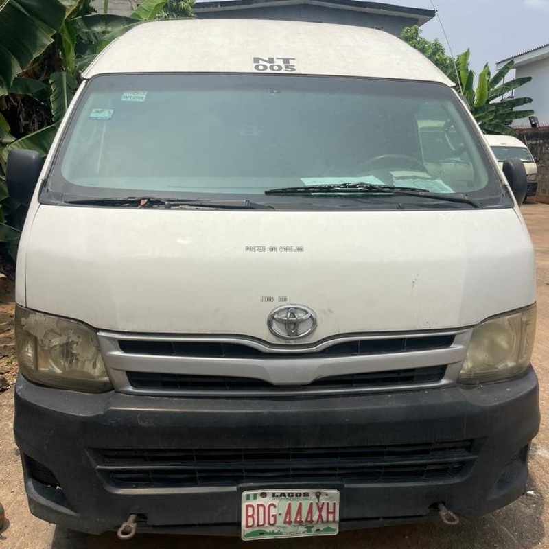 Neatly Used Toyota Hiace 2015🔥🔥🔥 Buy and Drive. image