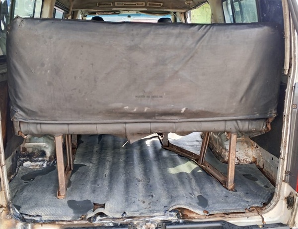 Toyota Hummer 2013 1 MANUAL GEAR for Sale In Lagos