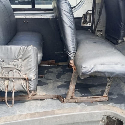 Toyota Hummer 2013 1 MANUAL GEAR for Sale In Lagos
