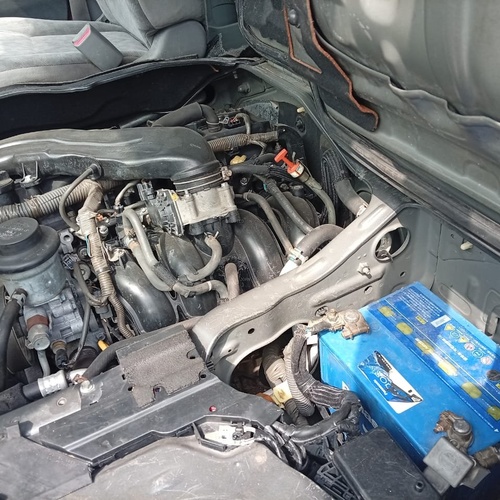 Toyota Hummer 2013 1 MANUAL GEAR for Sale In Lagos