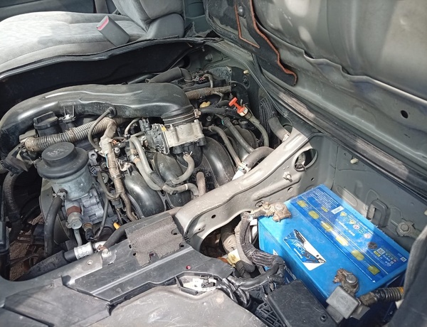 Toyota Hummer 2013 1 MANUAL GEAR for Sale In Lagos