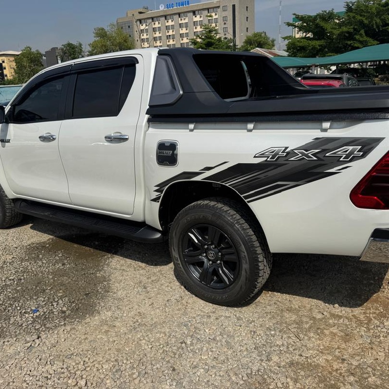 2023 Brand New Toyota Hilux Cylinder image