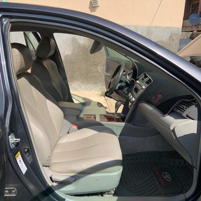 Toyota Camry XLE 2011 Sedan (Grey)