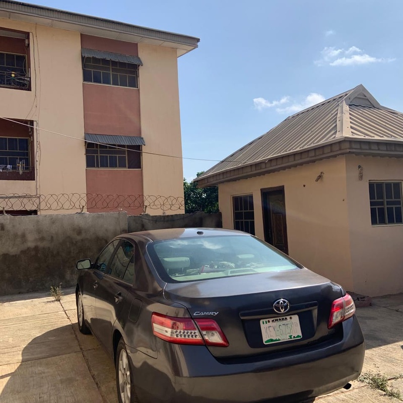 Toyota Camry XLE 2011 Sedan (Grey) image
