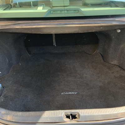 Toyota Camry XLE 2011 Sedan (Grey)