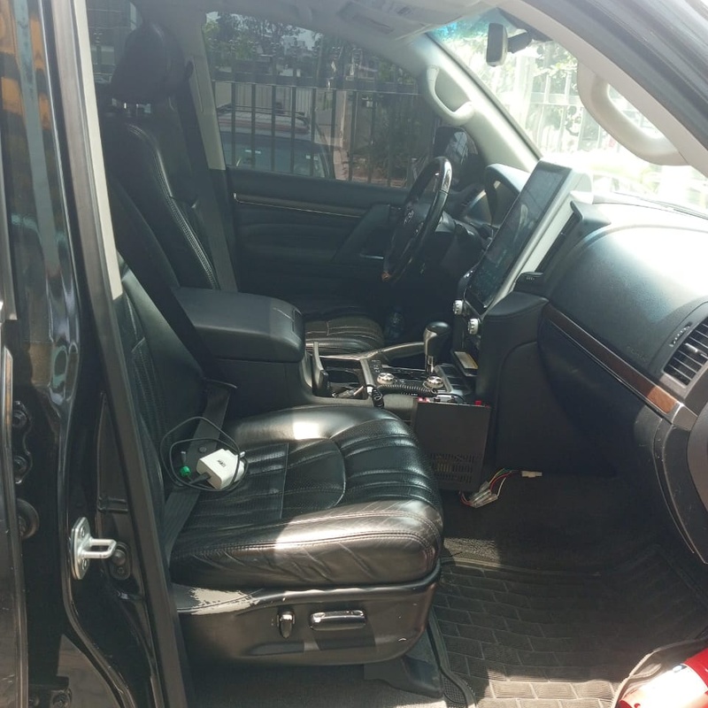 NEATLY USED 2020 TOYOTA LANDCRUISER VX.R image
