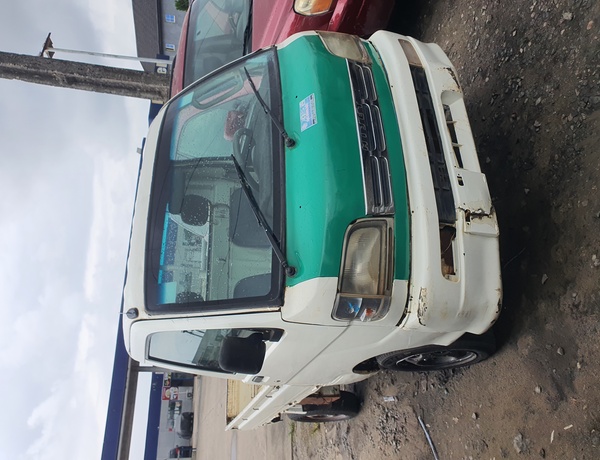 Daihatus hijet 2002 In Lagos