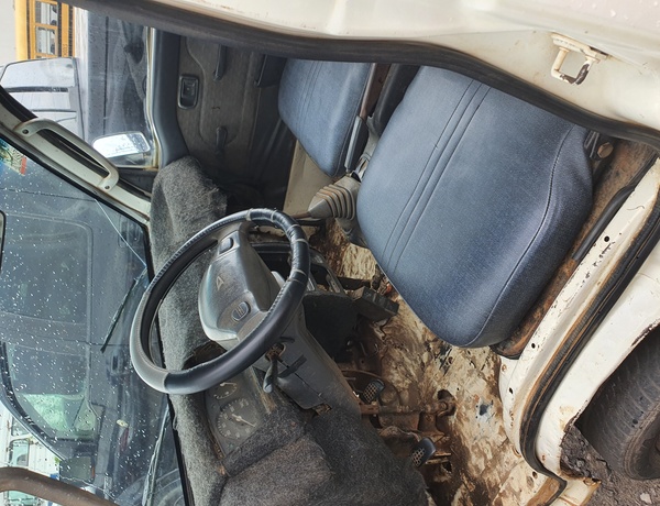 Daihatus hijet 2002 In Lagos