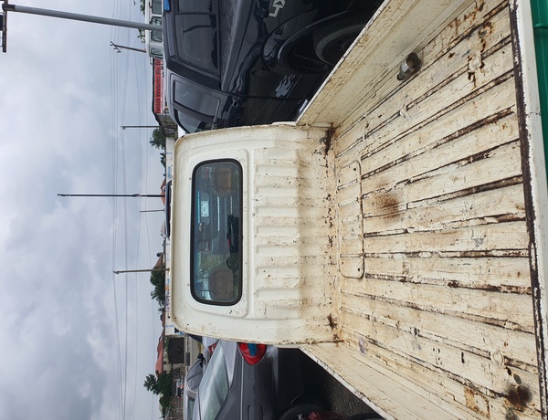 Daihatus hijet 2002 In Lagos