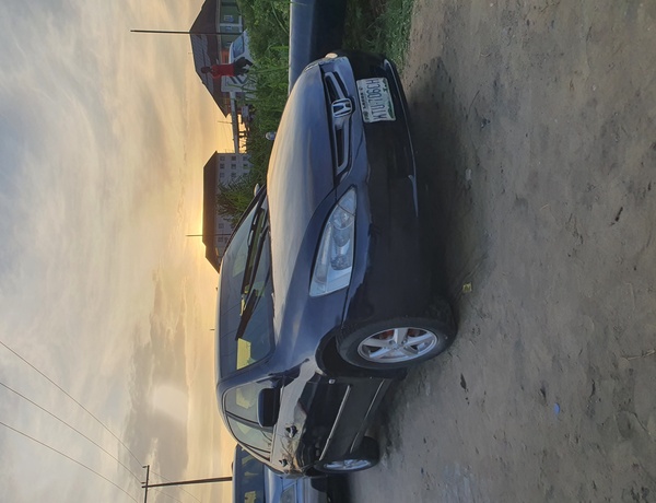 Honda Accord 2005 (Blue) In Ajah