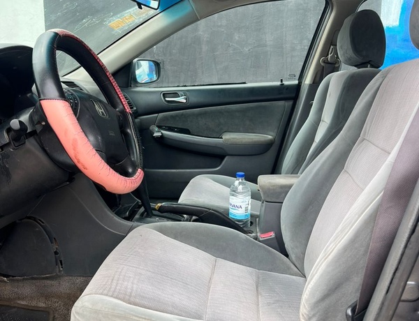 Honda Accord 2005 (gray) In Lagos