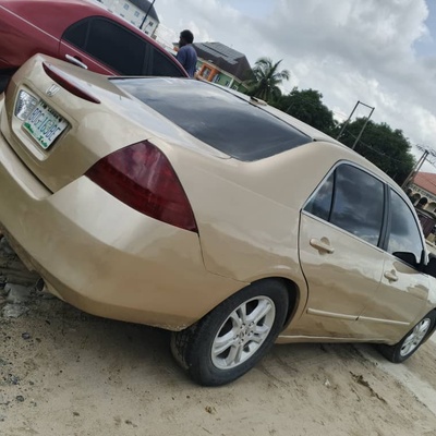 Honda Accord 2007 (gold) In Ajah Lagos