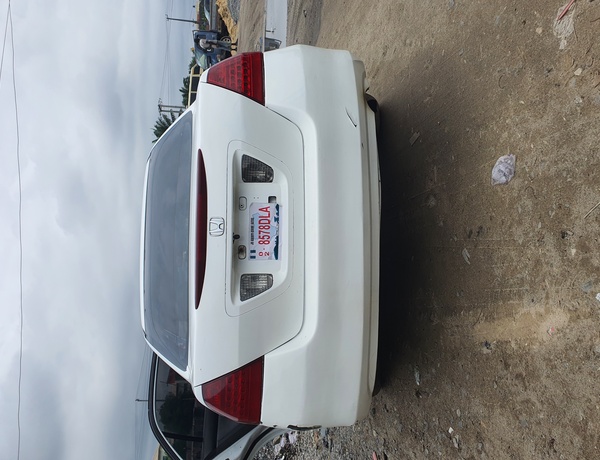 Honda Accord 2007 (white) In Lagos