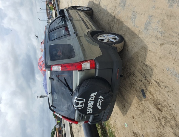 Honda CRV 2005 (gray) In Lagos