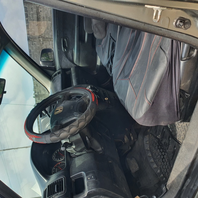 Honda CRV 2005 (gray) In Lagos image