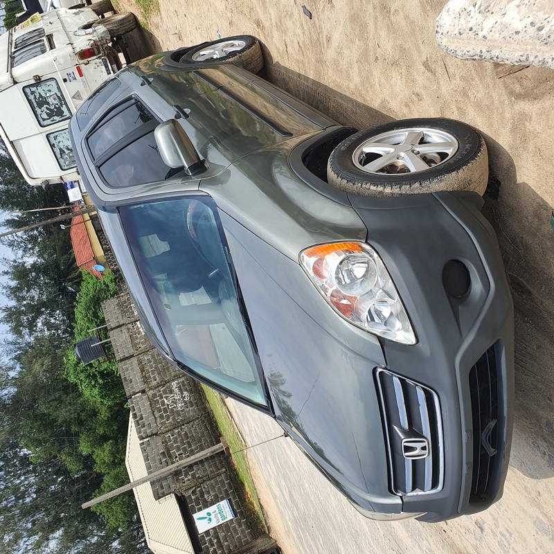 Honda CRV 2005 (gray) In Lagos image