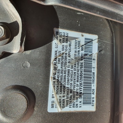 Honda Pilot 2005 (gold) In Ajah