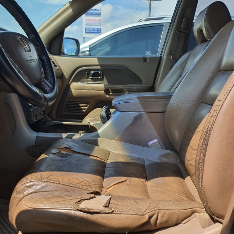 Honda Pilot 2005 (gold) In Ajah image