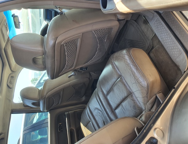 Honda Pilot 2005 (gold) In Ajah
