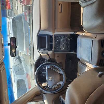 Honda Pilot 2005 (gold) In Ajah