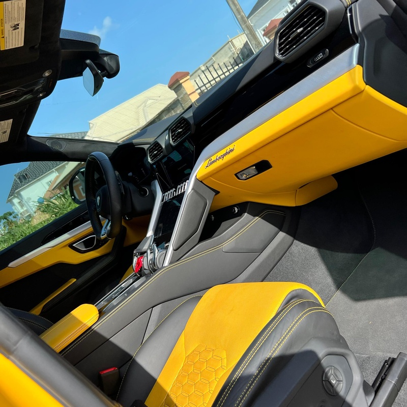 Lamboghini Urus 2020 (yellow) In Lekki Lagos image